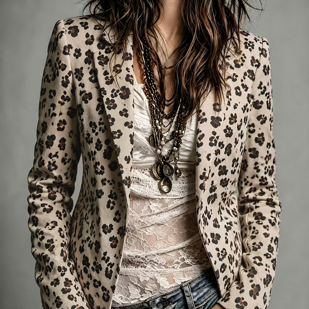 Vivienne | Textured Statement Blazer