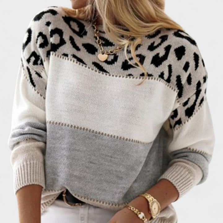 Julieta™ | Casual Sweater with Leopard Print